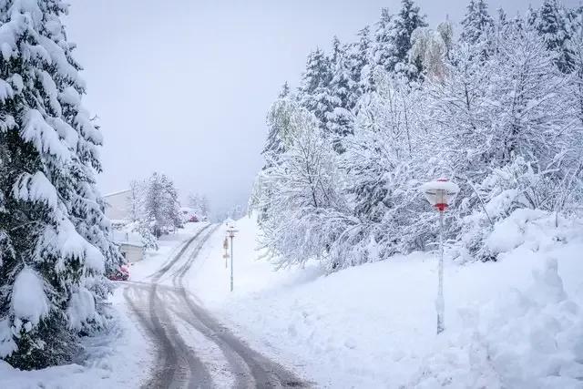 FB体育 FB体育平台明日3-6号大暴雪断崖式降温登场2023年春节冷到哭？农谚咋说(图2)