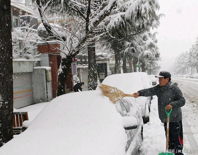 FB体育 FB体育平台今年大雪不一般“大雪在月中春节正隆冬”啥意思？春节冷吗？(图2)