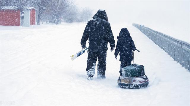 FB体育 FB体育平台天气预报：6号中雨中雪断崖式降温23年春节冷到哭？看农谚咋说(图5)