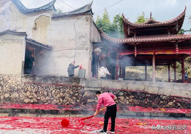 FB体育 FB体育平台官媒点评：燃放烟花爆竹禁止“一刀切”！今年春节还能放鞭炮吗？(图8)