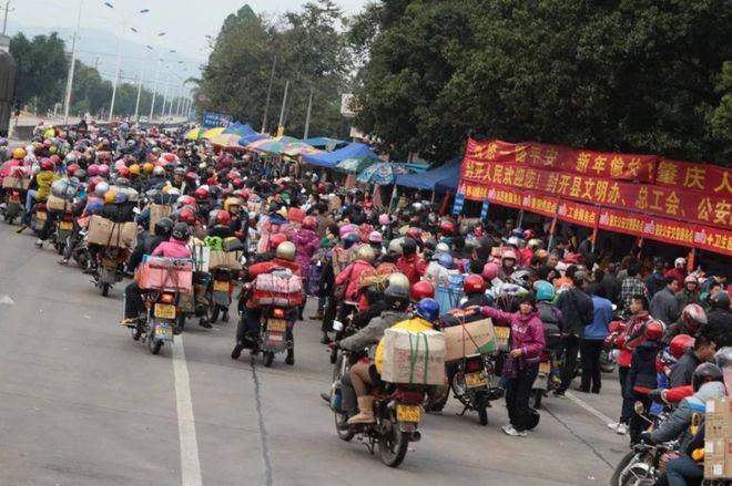 FB体育 FB体育平台今年春节农民工想要返乡的话会很困难这三个难题摆在眼前(图1)