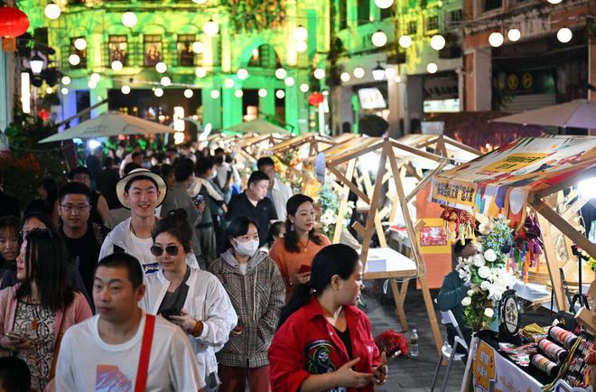 财经聚焦丨春节后多地文旅FB体育 FB体育平台市场持续升温(图2)