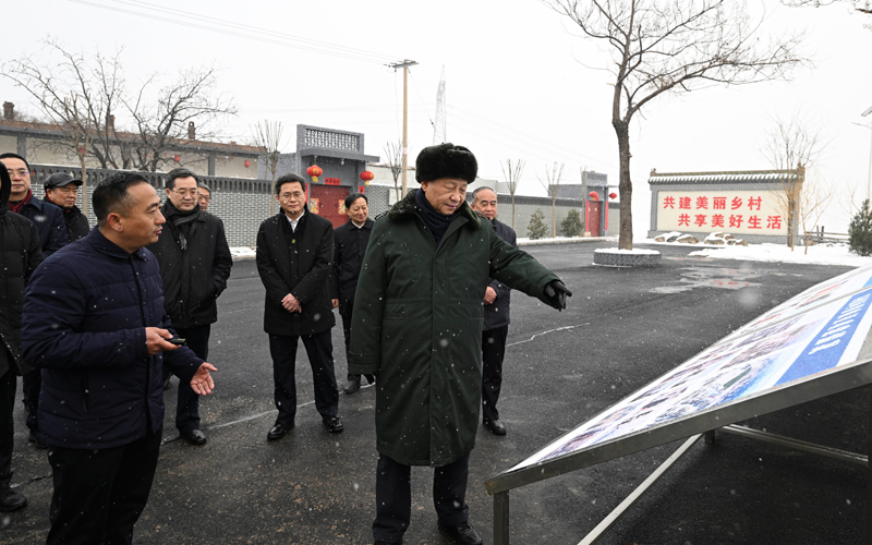 习春节前夕赴山西看望慰问基层干部群众FB体育 FB体育平台 向全国各族人民致以美好的新春祝福(图4)