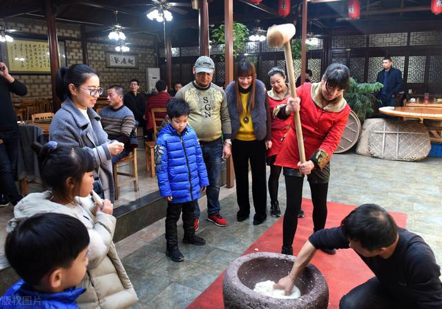 FB体育 FB体育平台新年将至传统美食习俗不能忘备好传统年货幸福美满过春节(图8)